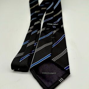 Giorgio Armani 100% silk tie
